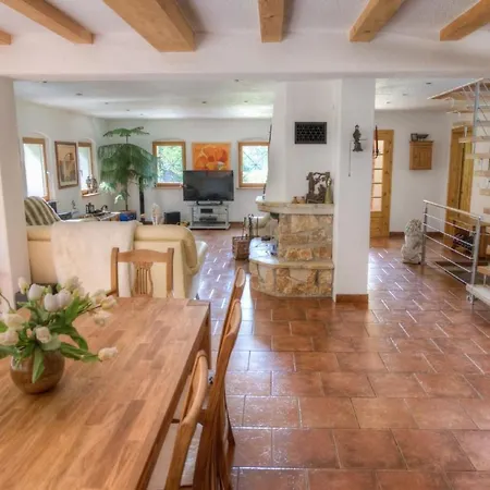 Jaegerhaus By Interhome